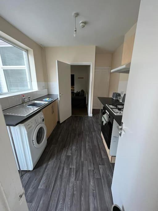 Flat 1, 67 Colwick Road Ng2 4Al Apartment Нотингам Екстериор снимка
