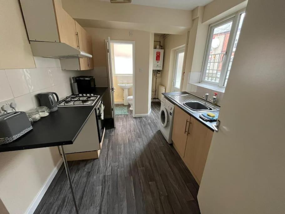 Flat 1, 67 Colwick Road Ng2 4Al Apartment Нотингам Екстериор снимка